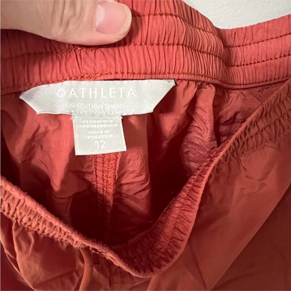 Athleta Women's Expedition Nylon Shorts - Picture 5 of 5